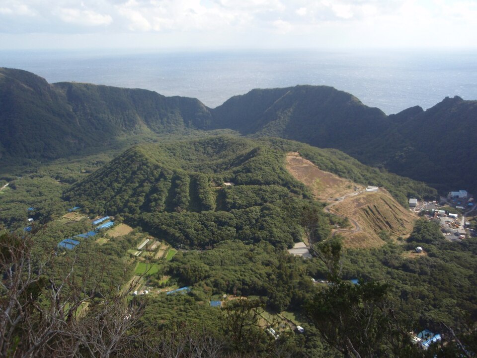 青ヶ島村の代表画像